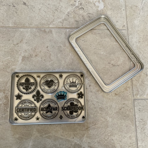 Maya Road Stamp Set Tin - Picture 3 of 3